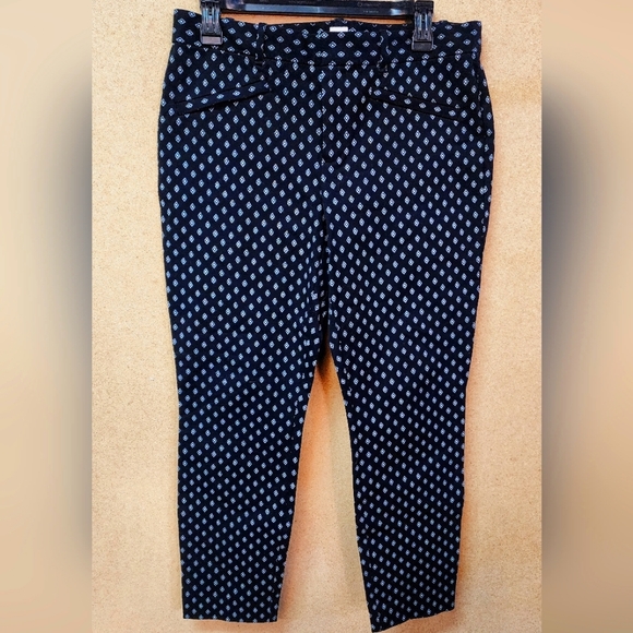 GAP Pants - NWOT Gap Skinny Ankle Trousers